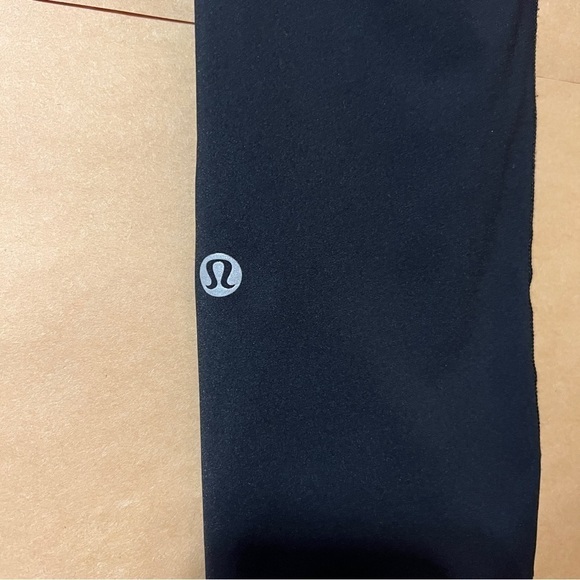 Lululemon | Fast & Free Crop II Nulux 19" High Rise Leggings Pocket Black Size 4 - Picture 11 of 11